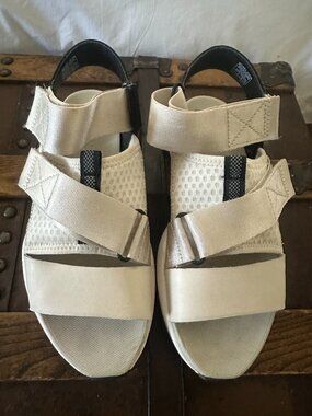 Sorel Kinetic Sandals